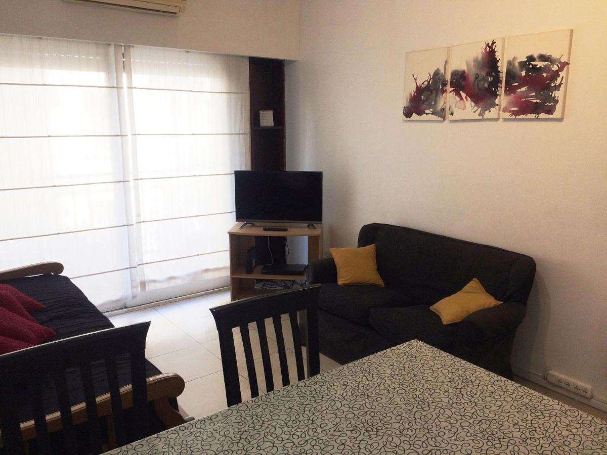 Departamento de dos dormitorios para 6 personas en el centro Ciudad Autónoma de Ciudad Autónoma de Buenos Aires Exterior foto