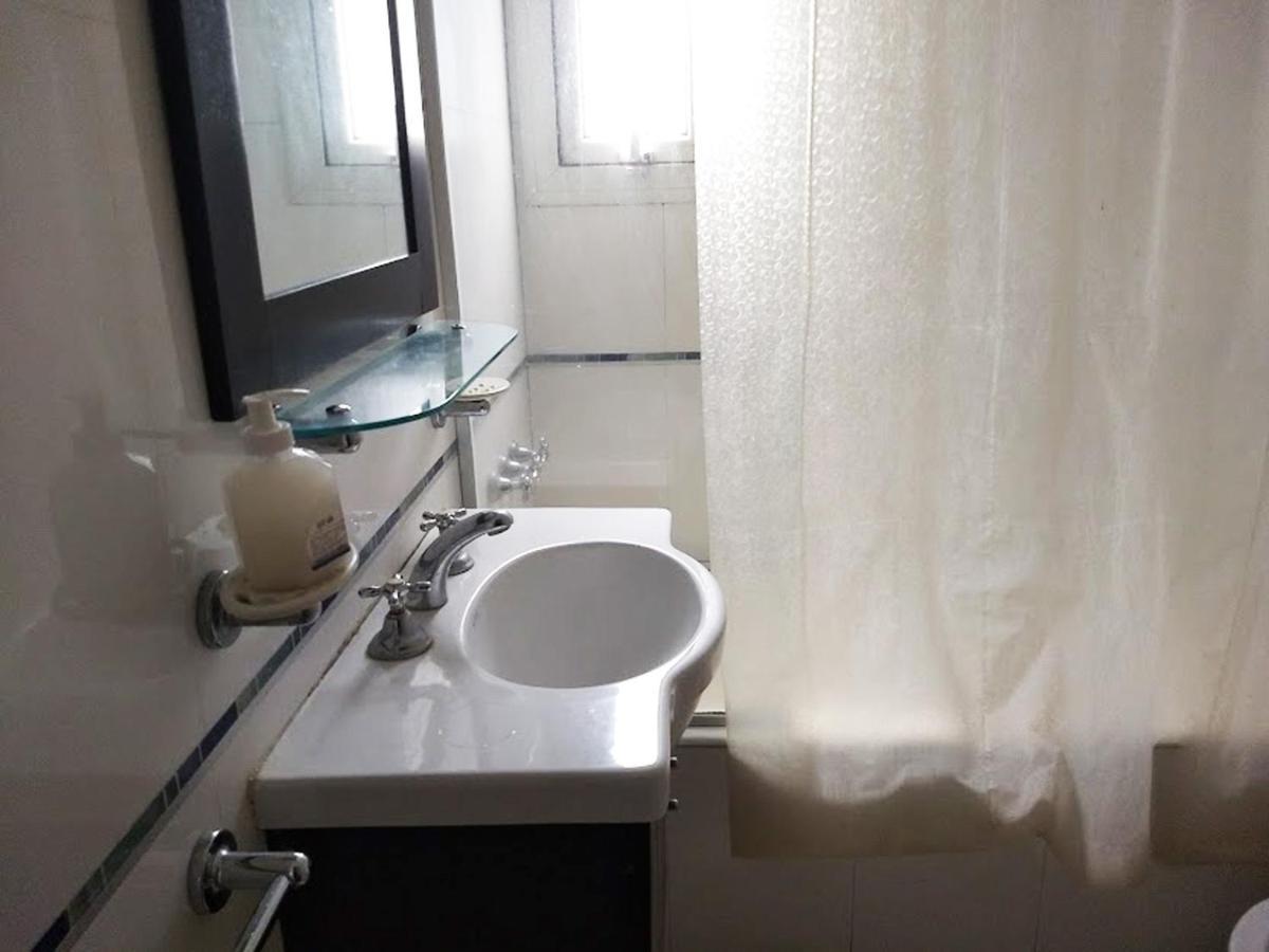 Departamento de dos dormitorios para 6 personas en el centro Ciudad Autónoma de Ciudad Autónoma de Buenos Aires Exterior foto